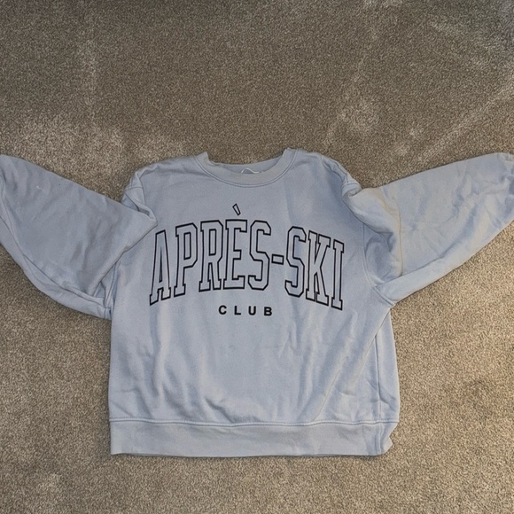 🦋 Altar'd State Women's Lt Blue Sweatshirt - Picture 5 of 7